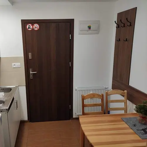 Chata Borovica v obci Valča