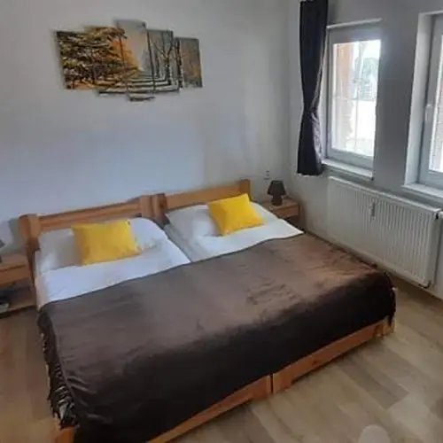 Chata Borovica v obci Valča